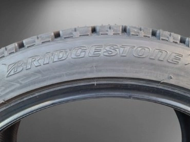 Bridgestone Blizzak VRX 185/60 R15 84S без шипов  - фото 5