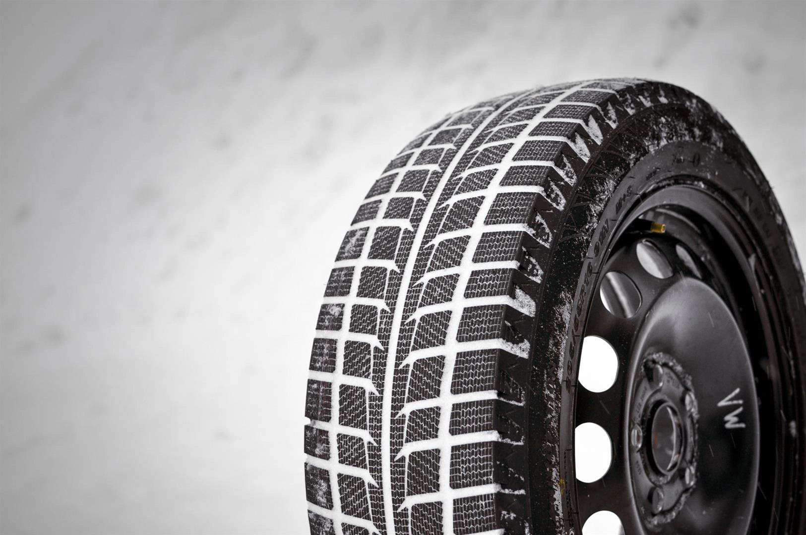 Шина Goodride SW618 195/70 R14 91T зимняя 