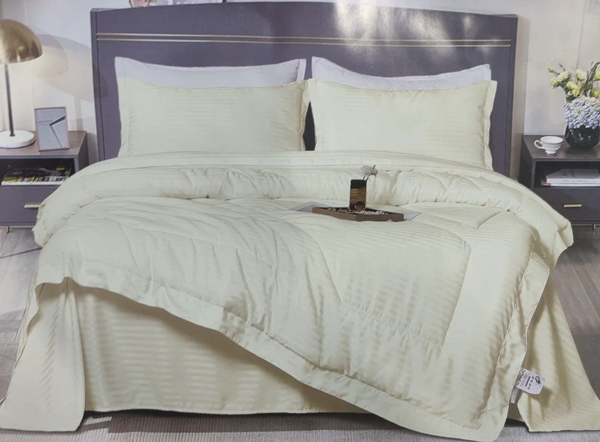 Комплект постельного белья Candies с одеялом кремовый двуспальный 