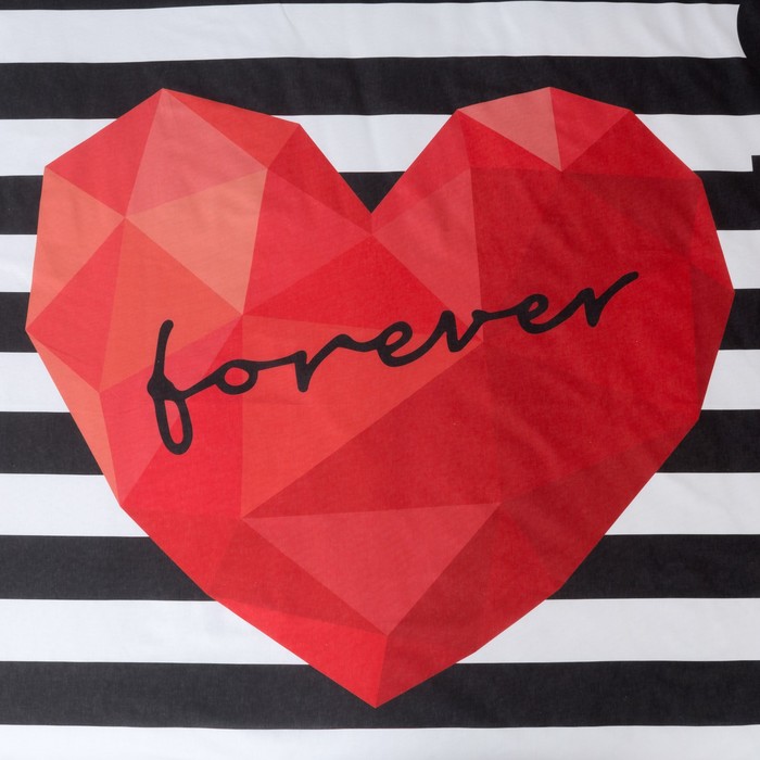 Постельное бельё «Этель: Love Forever», 1.5-сп., 143 × 215 см, 150 × 214 см, 50 × 70 (+3) см (2 шт.), хлопок 100 % 