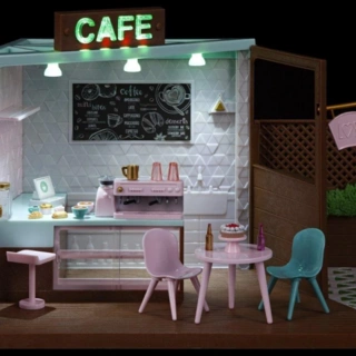 Игровой пластиковый набор Lori LO37037Z "Кафе"