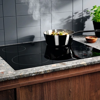 Индукционная варочная поверхность Electrolux EHH56240IK