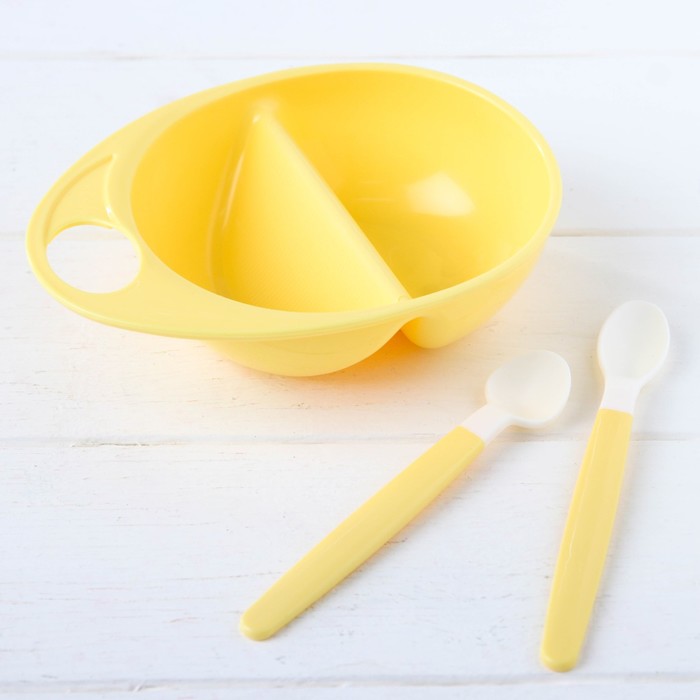 Набор посуды для кормления, 3 предмета: тарелка двухсекционная, ложки 2 шт., от 5 мес., цвет жёлтый 