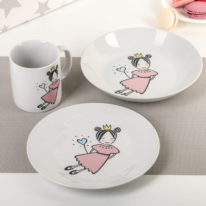 Набор посуды "Маленькая королева", 3 предмета: кружка, мелкая тарелка, глубокая тарелка 