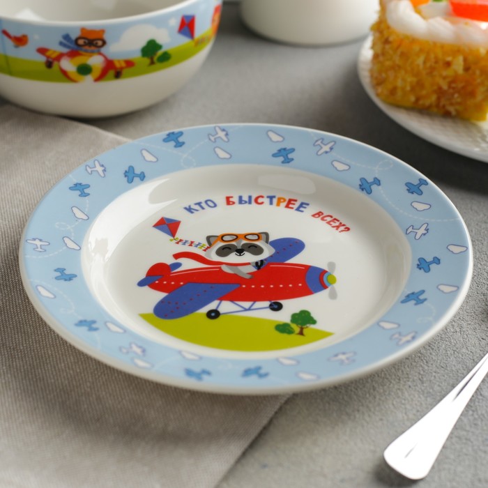 Набор детской посуды "Пилот", кружка 250 мл, глубокая тарелка 13 см, тарелка 15 см 