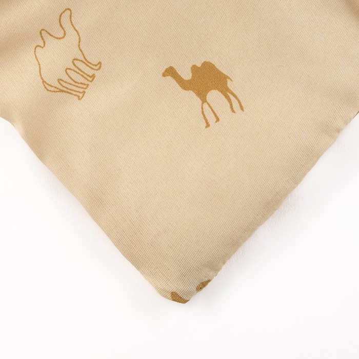 Одеяло Верблюжья шерсть 220x205 см, полиэфирное волокно 200 гр/м, пэ 100% 