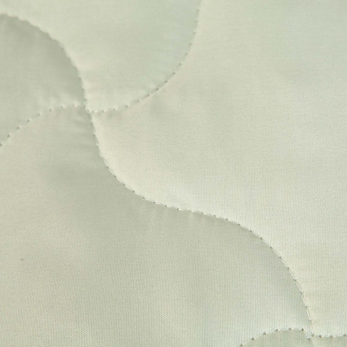 Одеяло Бамбук облег. 175х205 см бамбук.волокно/полиэфирн.волокно 200 гр/м, полисатин, пэ 100   39539 