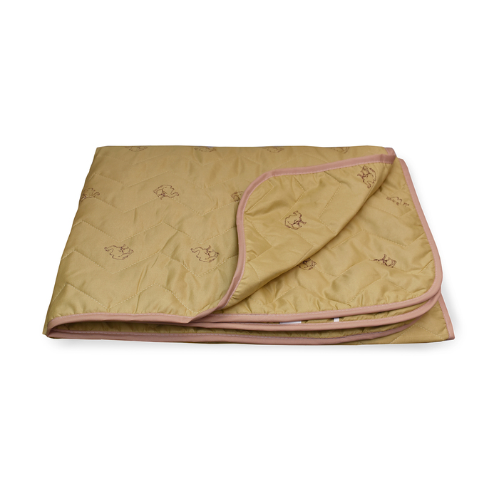 Одеяло Верблюд стеганое облегченное 140х205 см, полиэфирное волокно 150 гр/м2, п/э 100% 