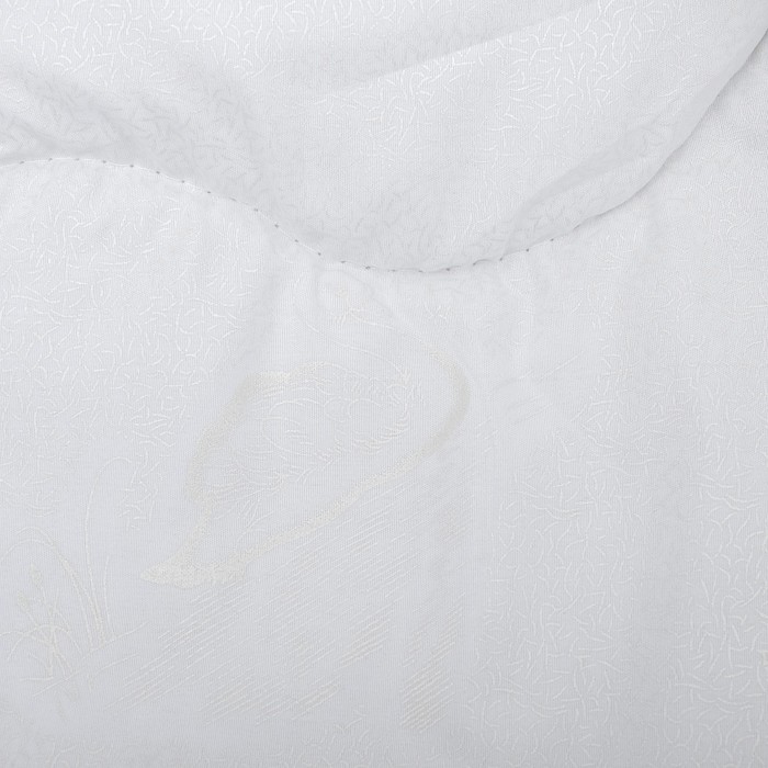 Одеяло зимнее 220х205 см, иск. лебяжий пух, ткань глосс-сатин, п/э 100% 