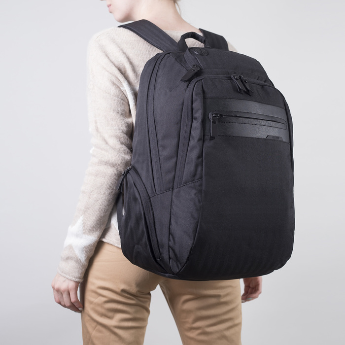 Рюкзак молодёжный, 2 отдела на молниях, наружный карман, 2 боковых кармана, цвет чёрный 