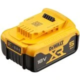 Набор аккумуляторов DCB184 2 шт + зарядное устройство DeWALT DCB1104P2-QW  - фото 4