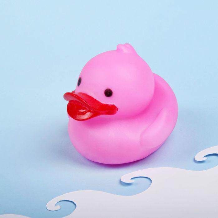 Игрушка для ванны «Утка», с пищалкой, цвет МИКС 