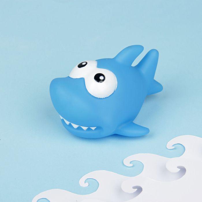 Игрушка для ванны «Акула», с пищалкой, цвет МИКС 