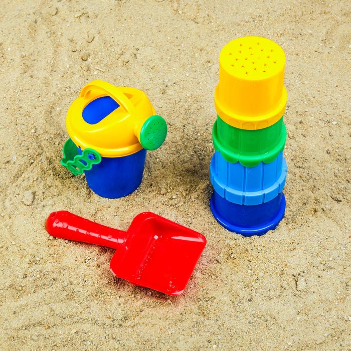 Набор для игры в песке №106: совок, 4 формочки, лейка 