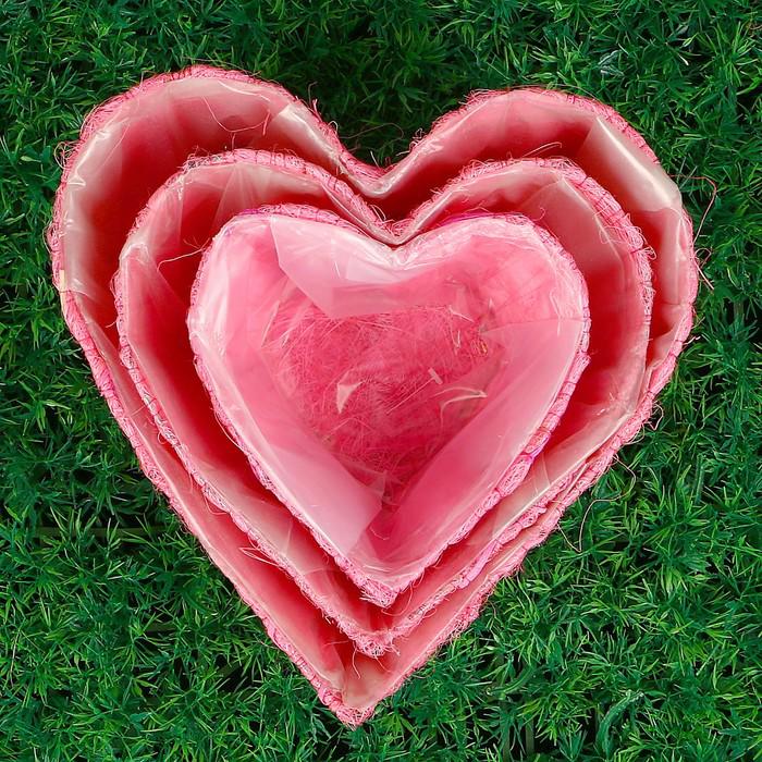 Набор кашпо «Сердце», 3 шт: 25×25×10 см, 20×20×9 см, 15×15×8 см, розовый, сизаль 