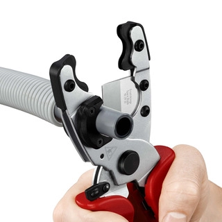 Труборез KNIPEX для комбинированных и защитных труб 210 мм 90 25 20  - фото 4