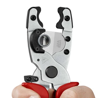 Труборез KNIPEX для комбинированных и защитных труб 210 мм 90 25 20 