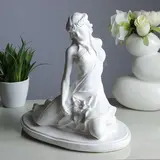 Фигура "Девушка Весна" белый 32х19х34см 