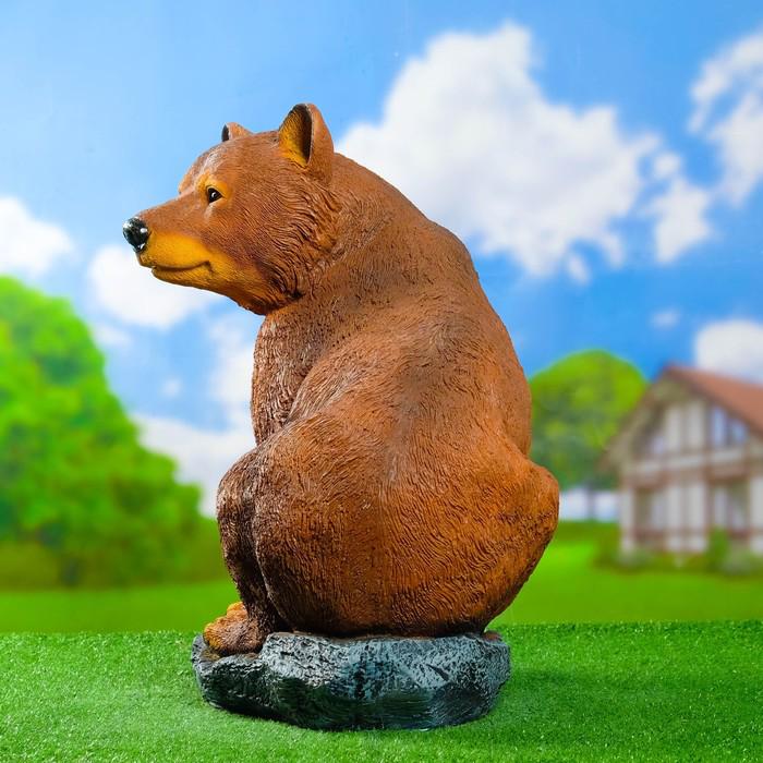 Садовая фигура "Медведь на камне" 50*37*57см 