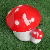 Садовая фигура "Пара мухоморов" большие белые пятнышки 