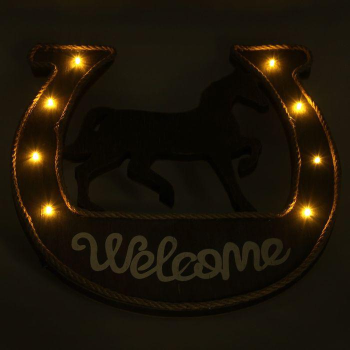 Декор дачный "Лошадь в подкове: Welcome" со светодиодами 