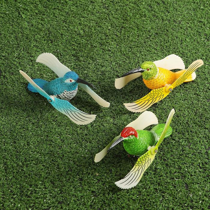 Декоративный штекер "Колибри" с крутящимися крыльями, микс 
