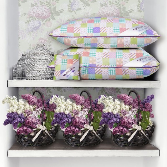 Подушка Lilac, размер 70 × 70 см, саше с ароматом сирени, тик 