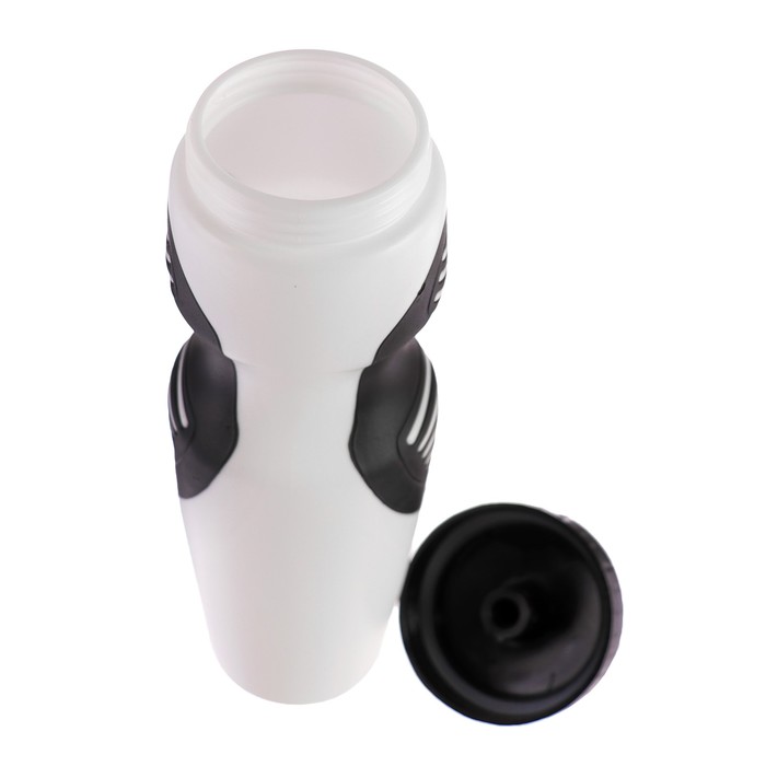 Бутылка для воды 650 мл, велосипедная, пластик HDPE, белая с черными вставками, 7х23.5 см 