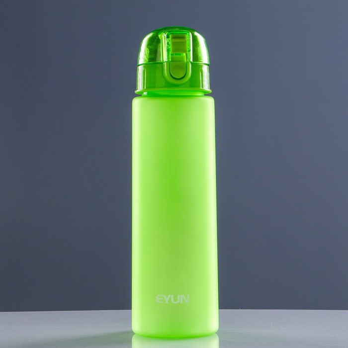 Бутылка для воды 800 мл, спортивная, на ремешке, матовая, микс, 7х25 см 