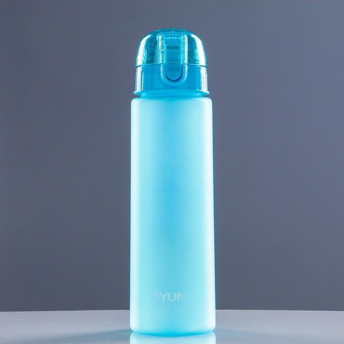 Бутылка для воды 800 мл, спортивная, на ремешке, матовая, микс, 7х25 см 