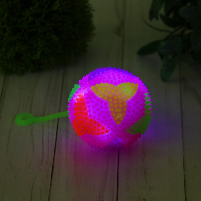 Мяч световой "Бумеранг" на резинке 7,5 см, цвета МИКС 
