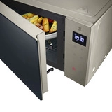СВЧ-печь LG MS2032GASS - фото 9