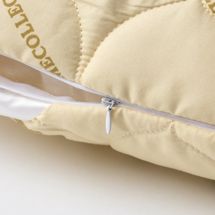 Набор "Овечья шерсть" в п/э, одеяло размер 110х140 см, 150гр/м2 + подушка 40х60 см 
