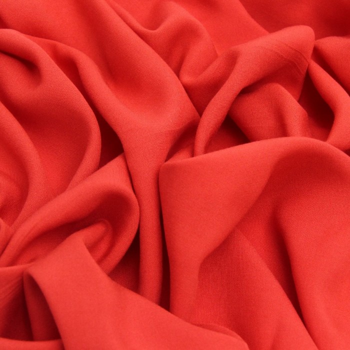 Ткань плательная, штапель гладкокрашеный, ширина 150 см, красный 