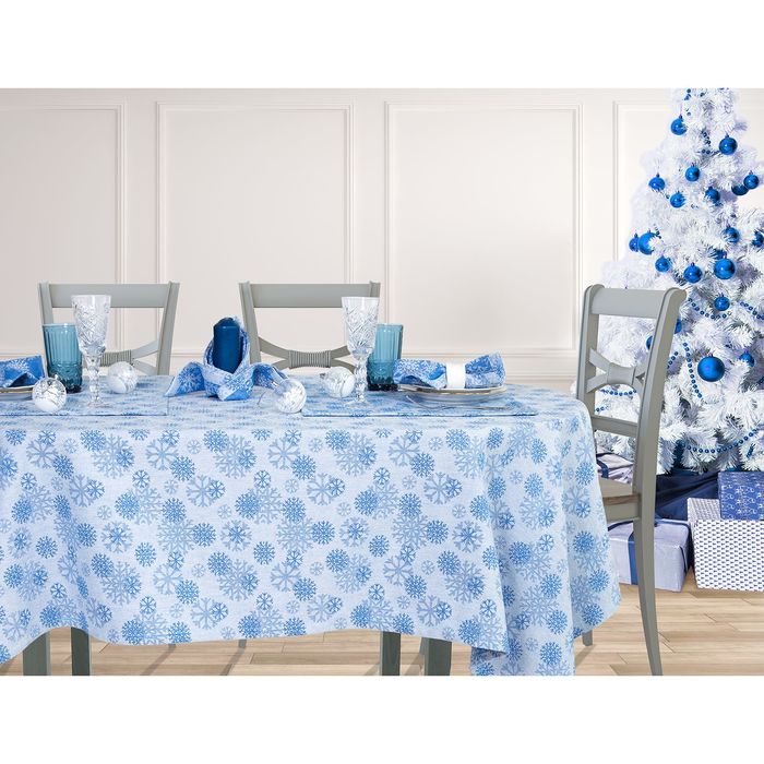 Столовый набор "Этель" Снежинки синие скатерть 110х160 см, салф. 40х40 см - 4 шт, хл.100%, ВМГО 