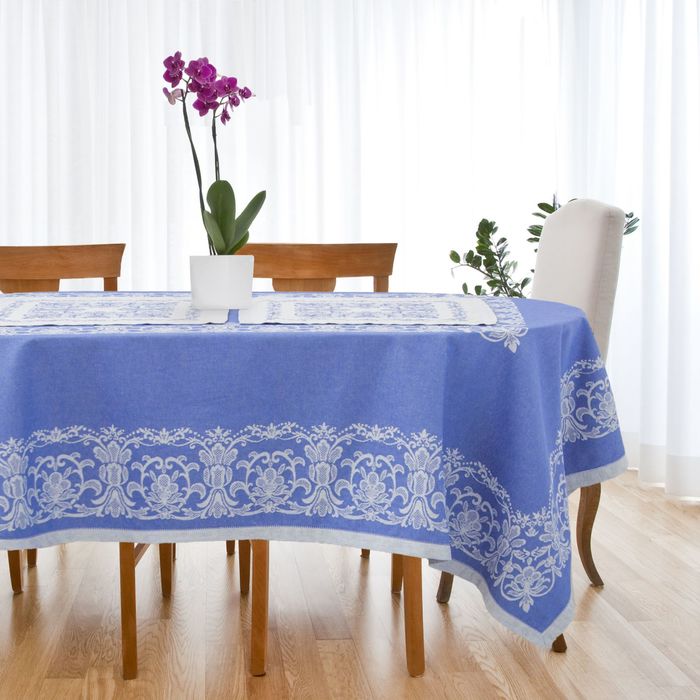 Столовый набор "Этель" (скатерть 150х250 см, салфетки 45х45 см - 8 шт.) цвет синий, хл. с ВМГО 