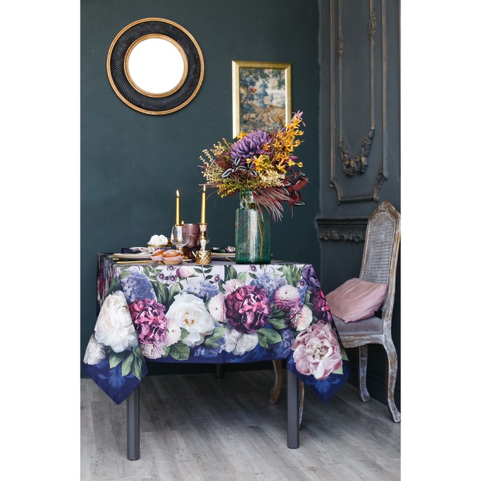 Набор столовый «Этель» «Цветочный этюд», скатерть 110 × 150 см, салфетки 40 × 40 см, 4 шт., хлопок 100 % 