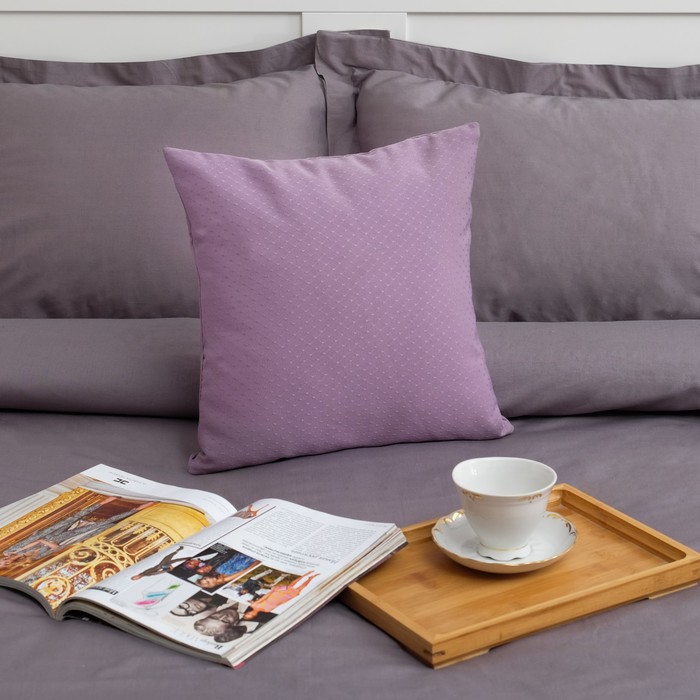 Декоративная подушка "Этель" 40х40 см, Английский стиль, цвет сиреневый, 100% п/э 