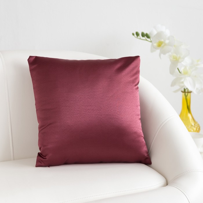 Декоративная подушка «Этель» 40×40 см Дамаск CRABAPPLE SOLID, 100% п/э 