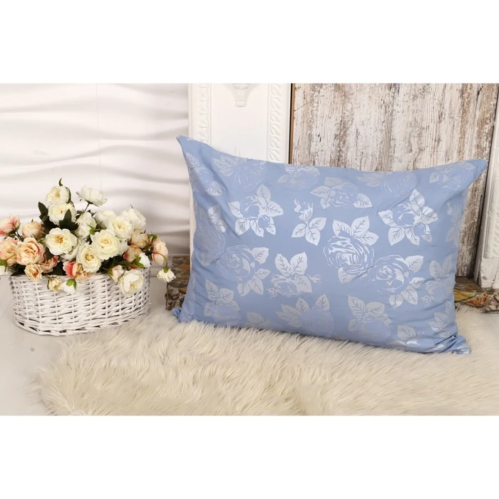 Наперник 50х70 см на молнии Роза голубая 