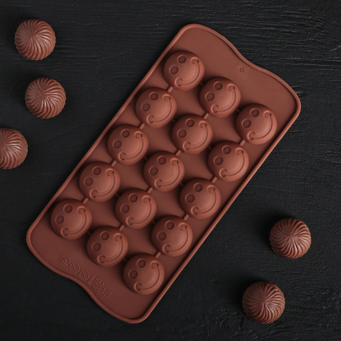 Форма для льда и шоколада "Шарик смайл", 15 ячеек, цвет шоколадный 