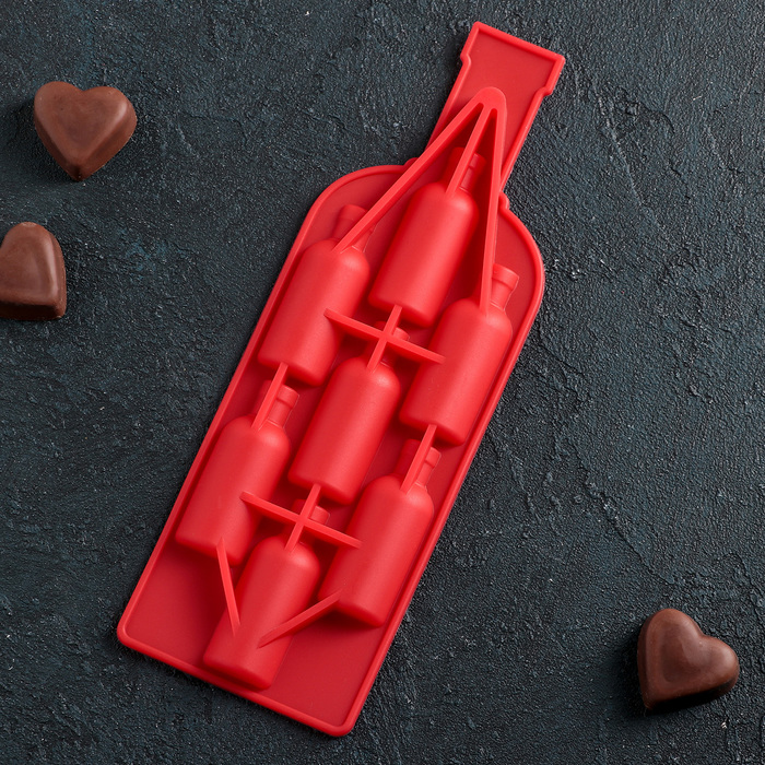 Форма для льда и шоколада 22,5×8 см "Бутылка", 7 ячеек, цвет МИКС 