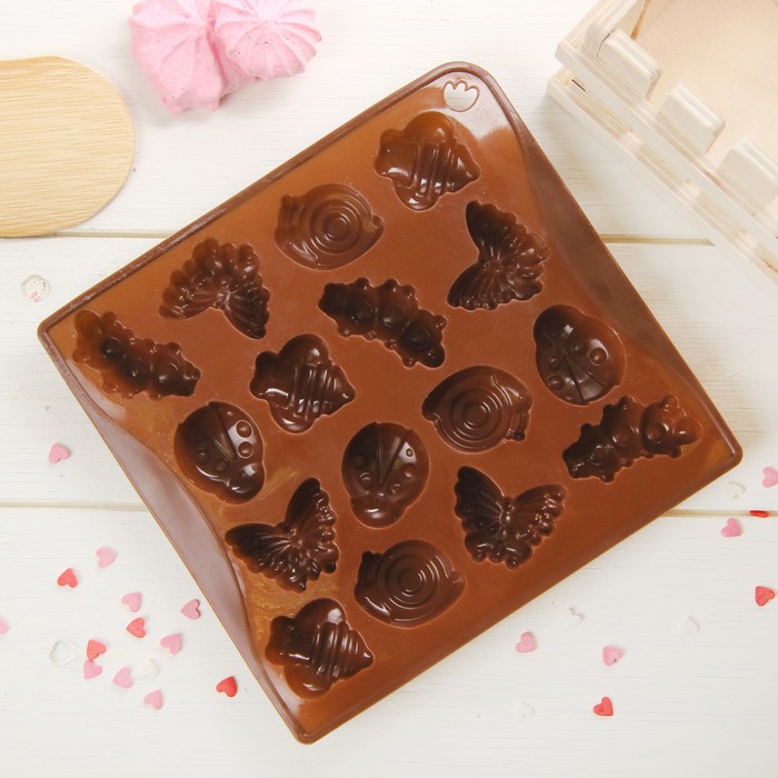 Форма для льда и шоколада "Насекомые", 16 ячеек, цвет шоколадный 