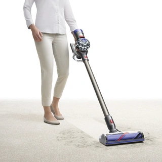 Вертикальный пылесос Dyson V8 Animal +