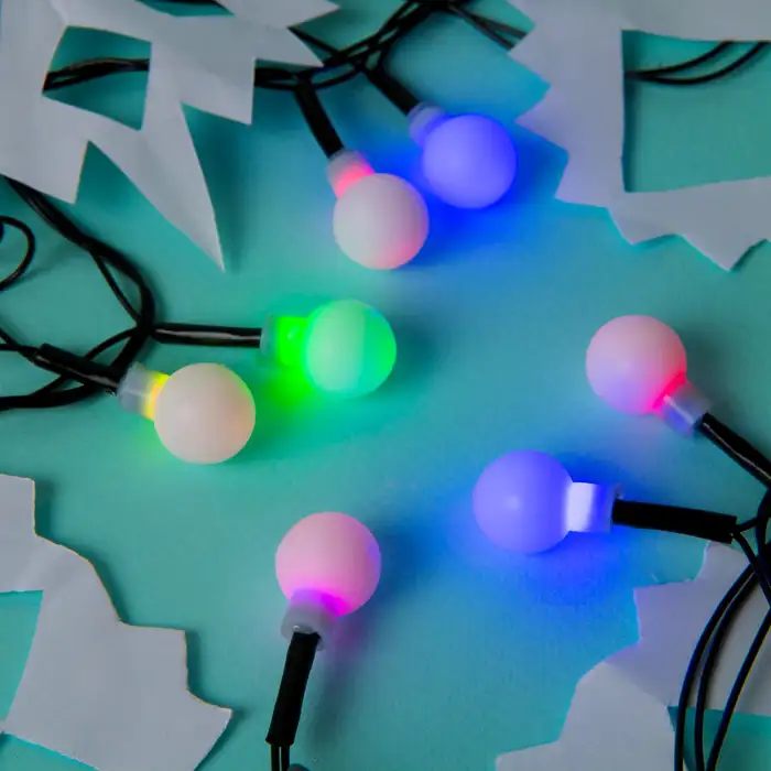 "Шарики Ақ" қондырғылары бар "Жіп" гирляндасы 5 м, LED-20-220V, жыпылықтайды, жіп қараңғы, жарқыл көп (RG/RB)