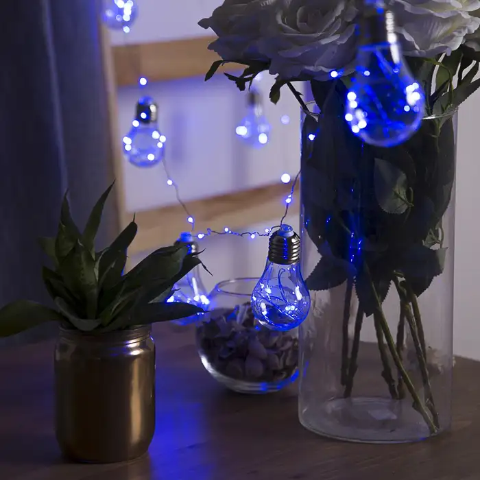 "Шамдар" қондырғылары бар "Жіп" гирляндалары 3 м, 10 пластикалық шамдар, LED-100-12V, жіп мөлдір, жарқыл көк