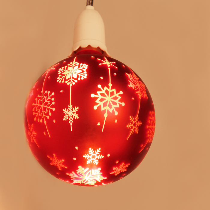 Лампа светодиодная декоративная "Снежинки" G125, красная, 1.4 Вт, 220 В, ТЕПЛО-БЕЛЫЙ 