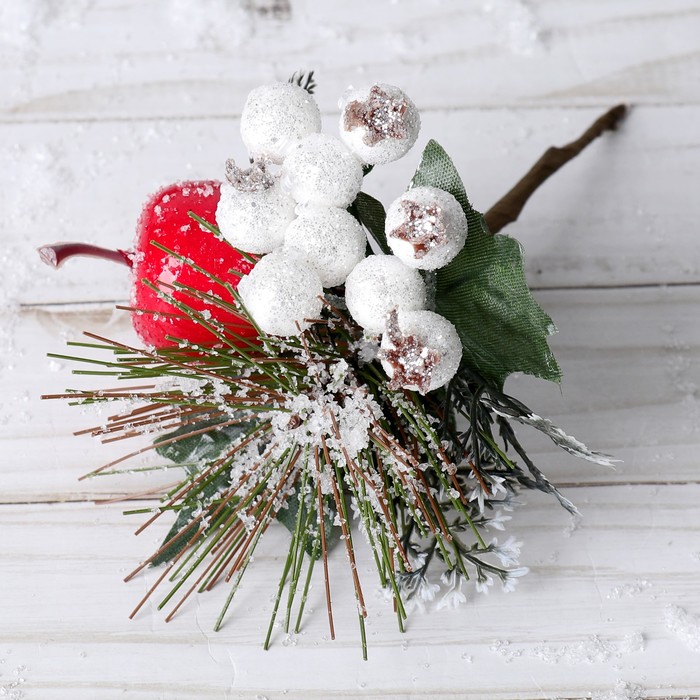 Декор "Зимнее очарование" 17 см ягоды в снегу 