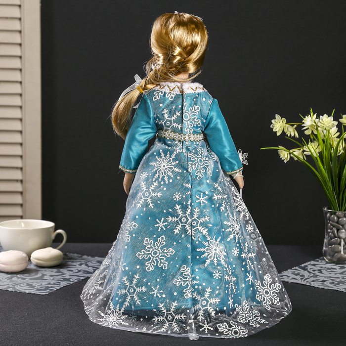 Кукла коллекционная керамика "Ариадна в голубом платье с белыми цветами" 40 см 