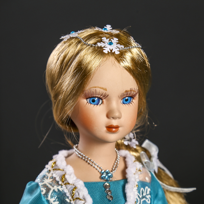 Кукла коллекционная керамика "Ариадна в голубом платье с белыми цветами" 40 см 